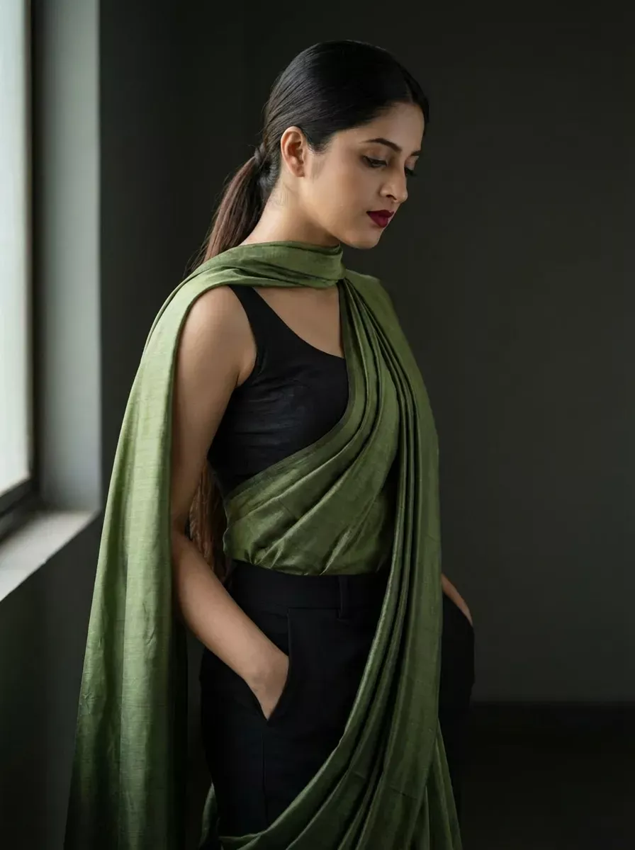Woman in silk 202604111445
